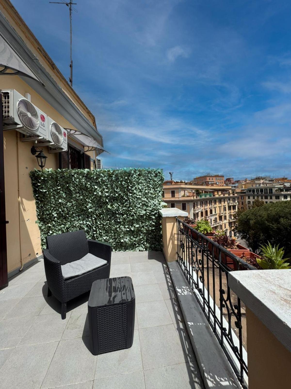 Re Di Roma Rooftop Buitenkant foto